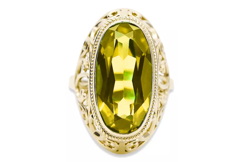 Vintage style Ring Peridot 14K Yellow gold vrc184y